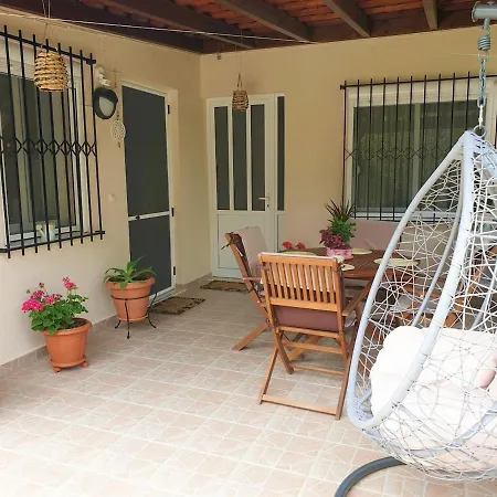 Apartamento Ideal Family House With Big Yard In Ialysos, Rhodes *