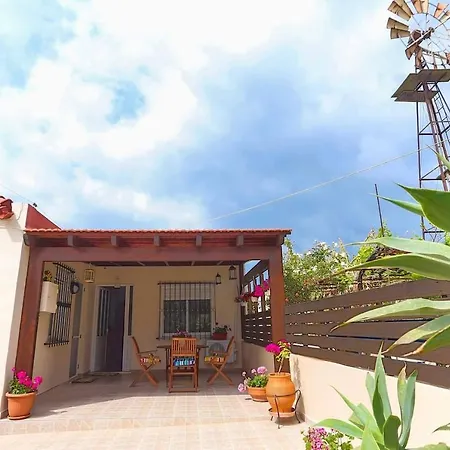 Apartamento Ideal Family House With Big Yard In Ialysos, Rhodes Ialisos