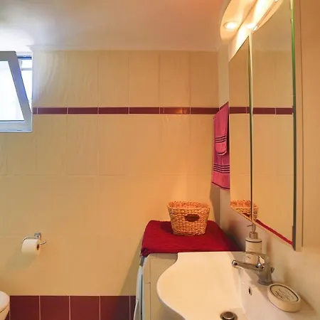 Ideal Family House With Big Yard In Ialysos, Rhodes Apartament Ialysos (Rhodes)